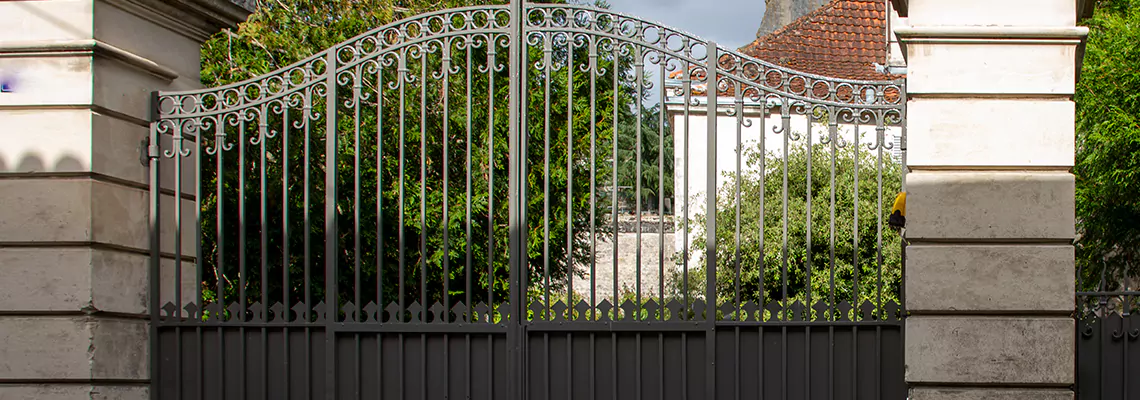 Wooden Swing Gate Repair in Bloomington, IL